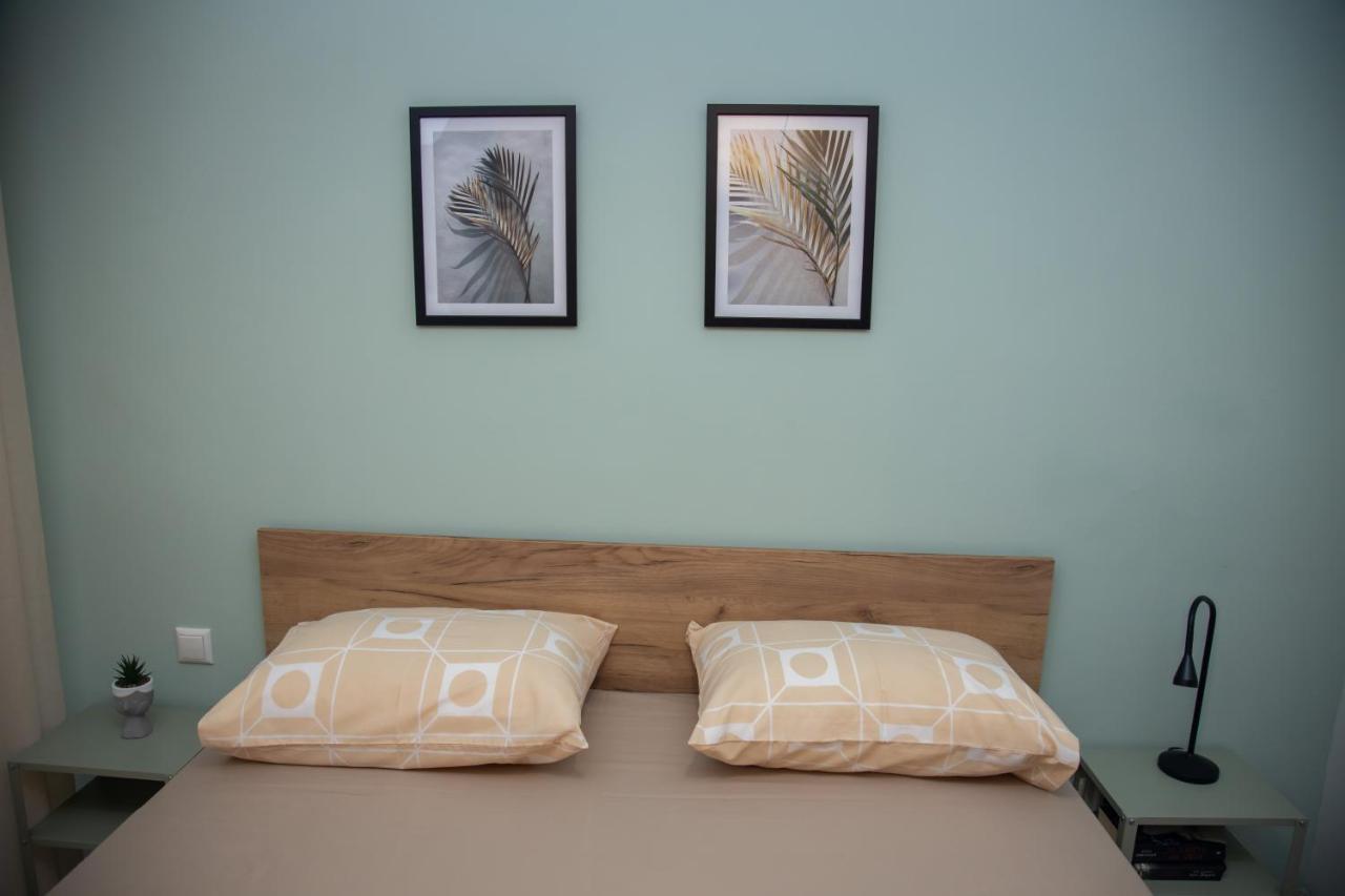Fobillo Apartment At Charilaou Thessaloníki Exteriör bild